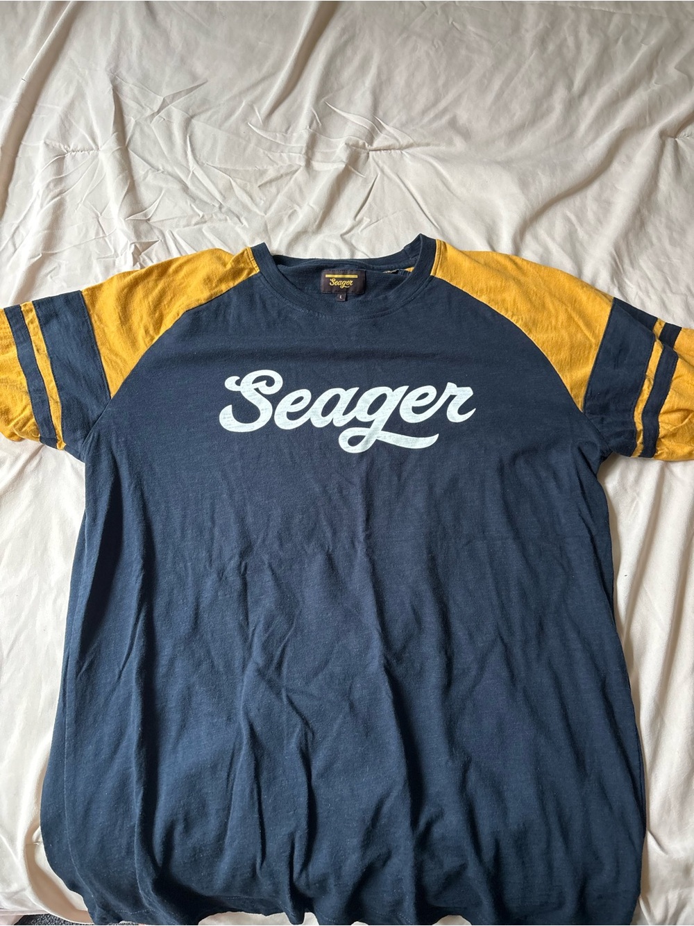 Mens Seager western grit co Navy & Yellow Raglan Sleeve Tee Mens L but fits M